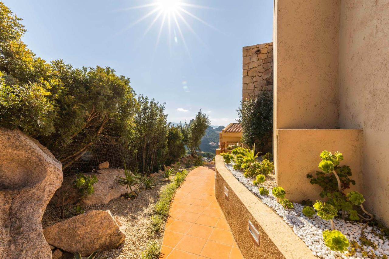 Villa Esmeralda - Free Wifi - With Swimming Pool Costa Paradiso Exterior foto